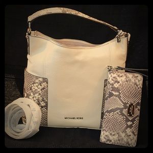 Michael Kors Purse and matching wallet